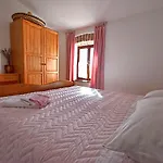 Bertetić Apartment *
